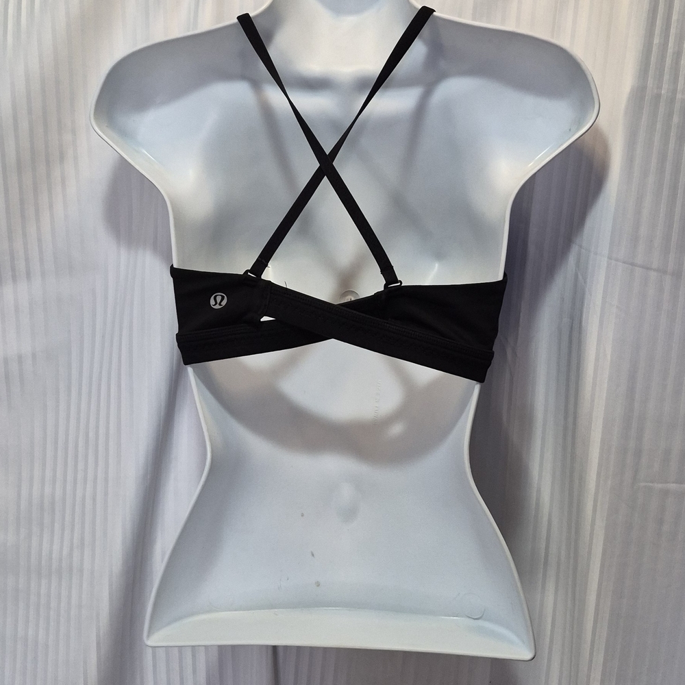 Lululemon Size Sm Stretch Wireless Black Bralette with Adjustable Straps - Picture 4 of 6